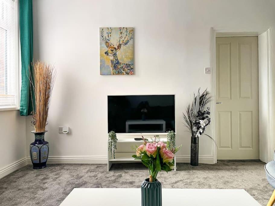 Perfect For Contractors & Families! 7 Beds Free Parking Leilighet Birmingham Eksteriør bilde